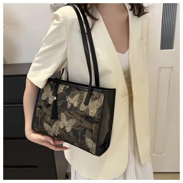 Large Floral Jacquard Tote with Tassel & Pearl Accents FN330 - Image 3