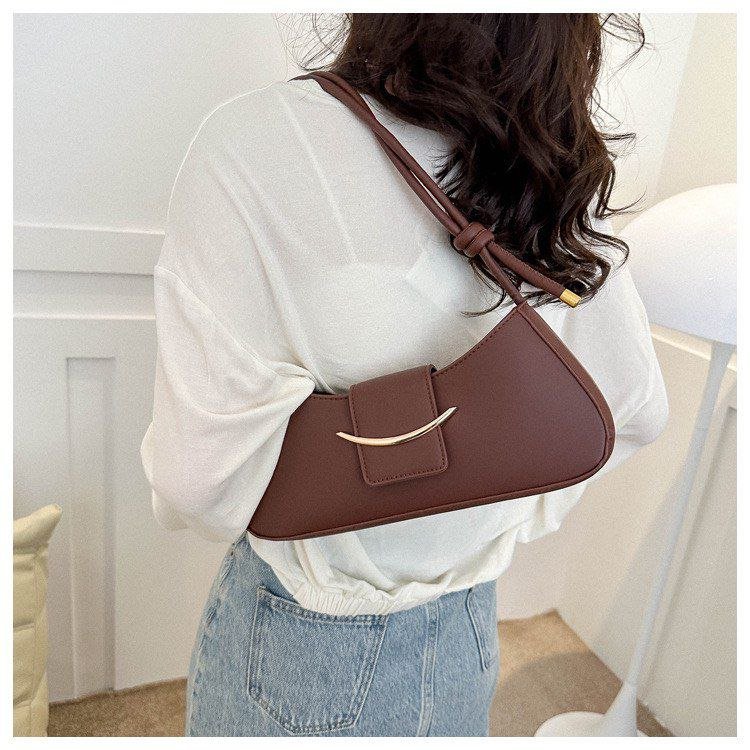 Minimalist Crescent Flap Bag FN345 - Image 4