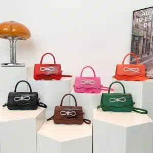 Crocodile Pattern Bow-Accent Flap Bag FN363