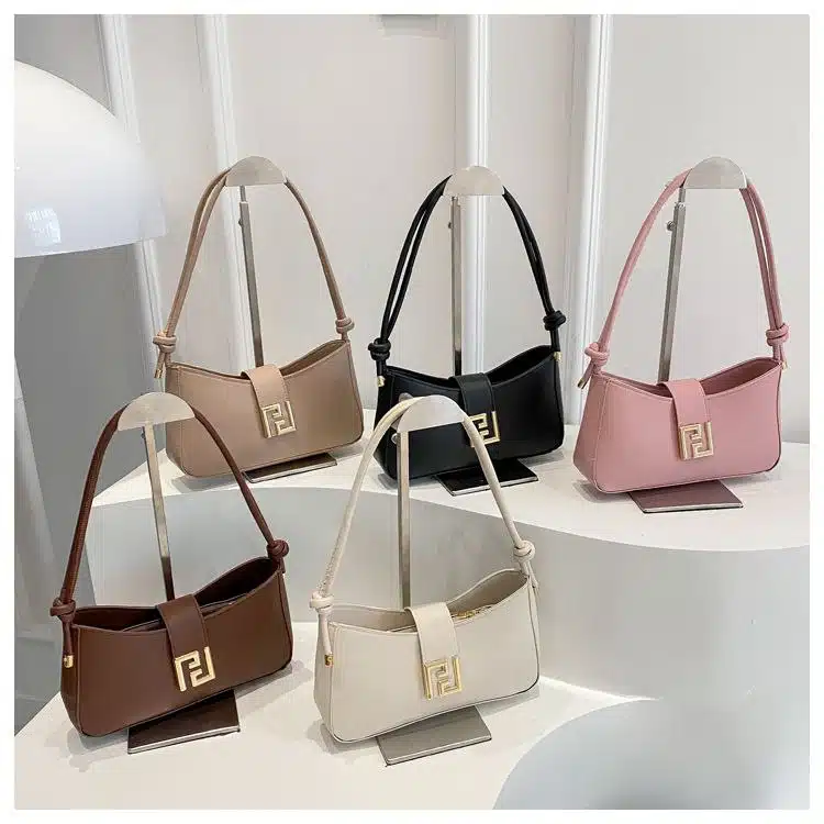 Minimalist Curved Baguette Bag with Square Clasp FN418