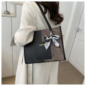 Alternative view of Contrast Pattern Tote with Scarf Accent Bag FN381