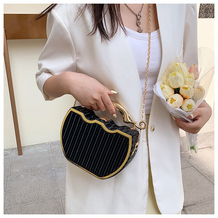 Luxurious Panther-Handle Evening Clutch FN429 - Image 4