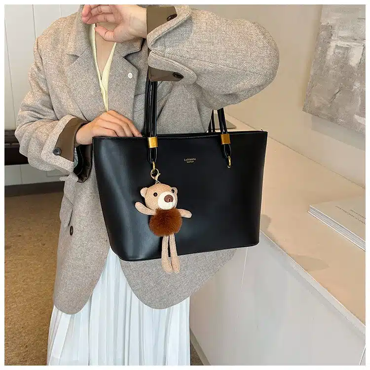 Classic Minimalist Tote with Teddy Pendant FN431 - Image 2