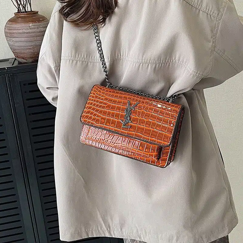 Textured Crocodile-Pattern Flap Bag FN449 - Image 3