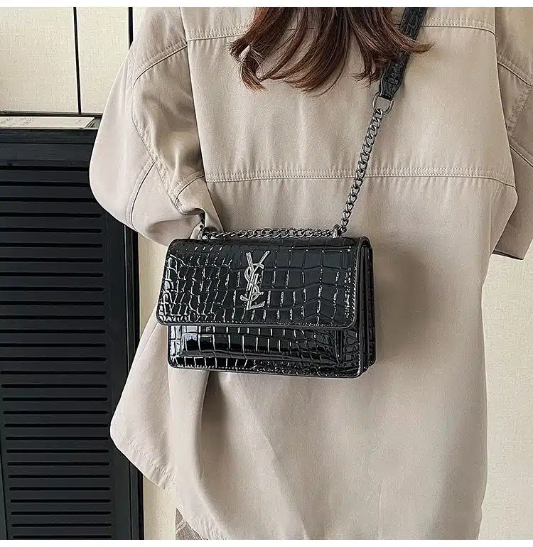 Textured Crocodile-Pattern Flap Bag FN449 - Image 6